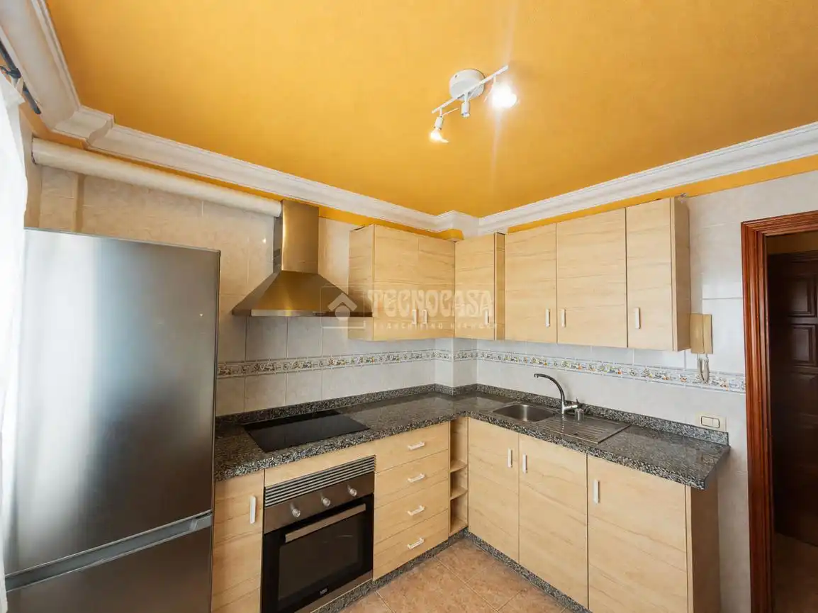 Kitchen of Flat for sale in Garachico  with Storage room