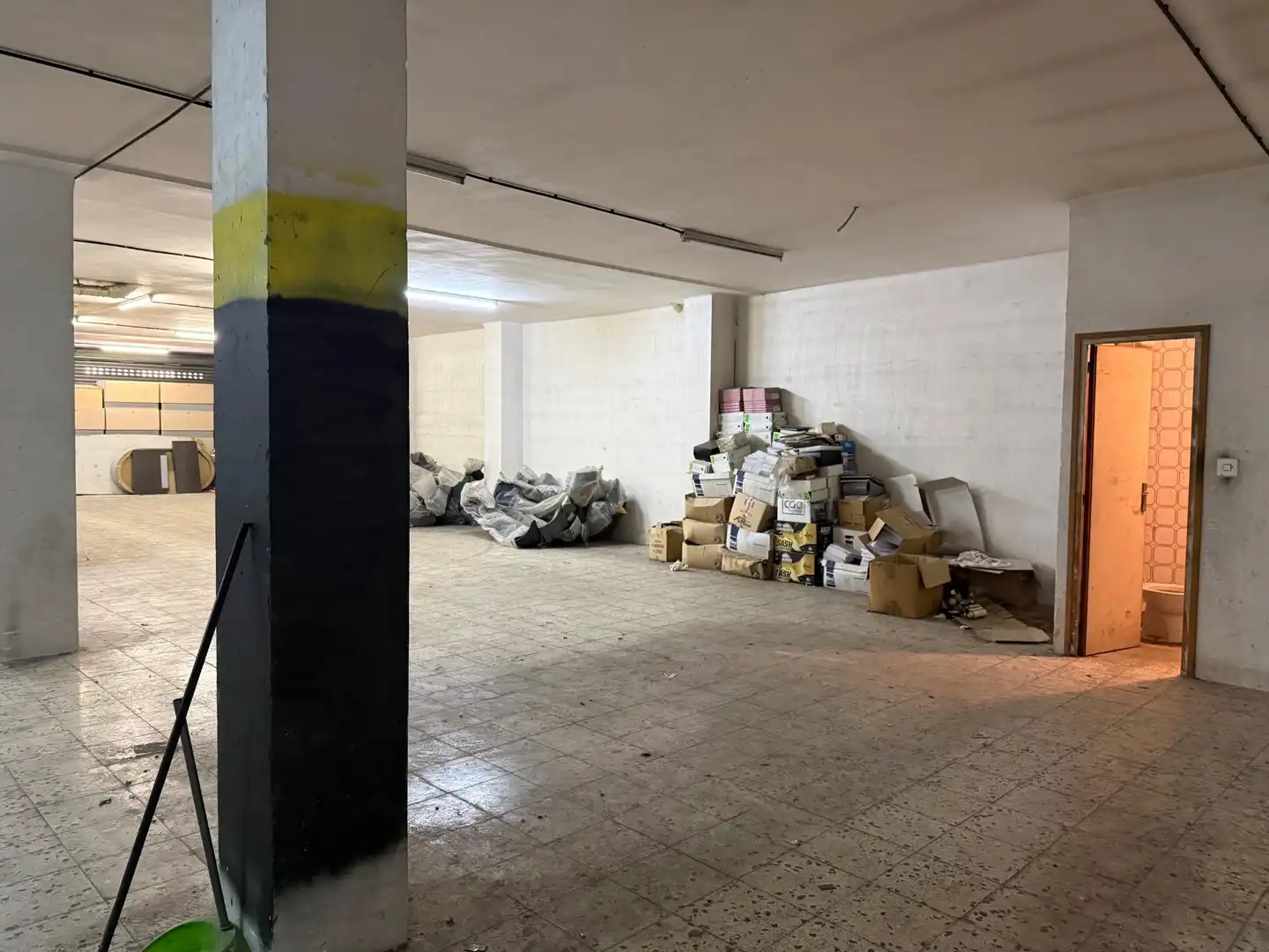 Geschaftsraum zur Miete in Manresa