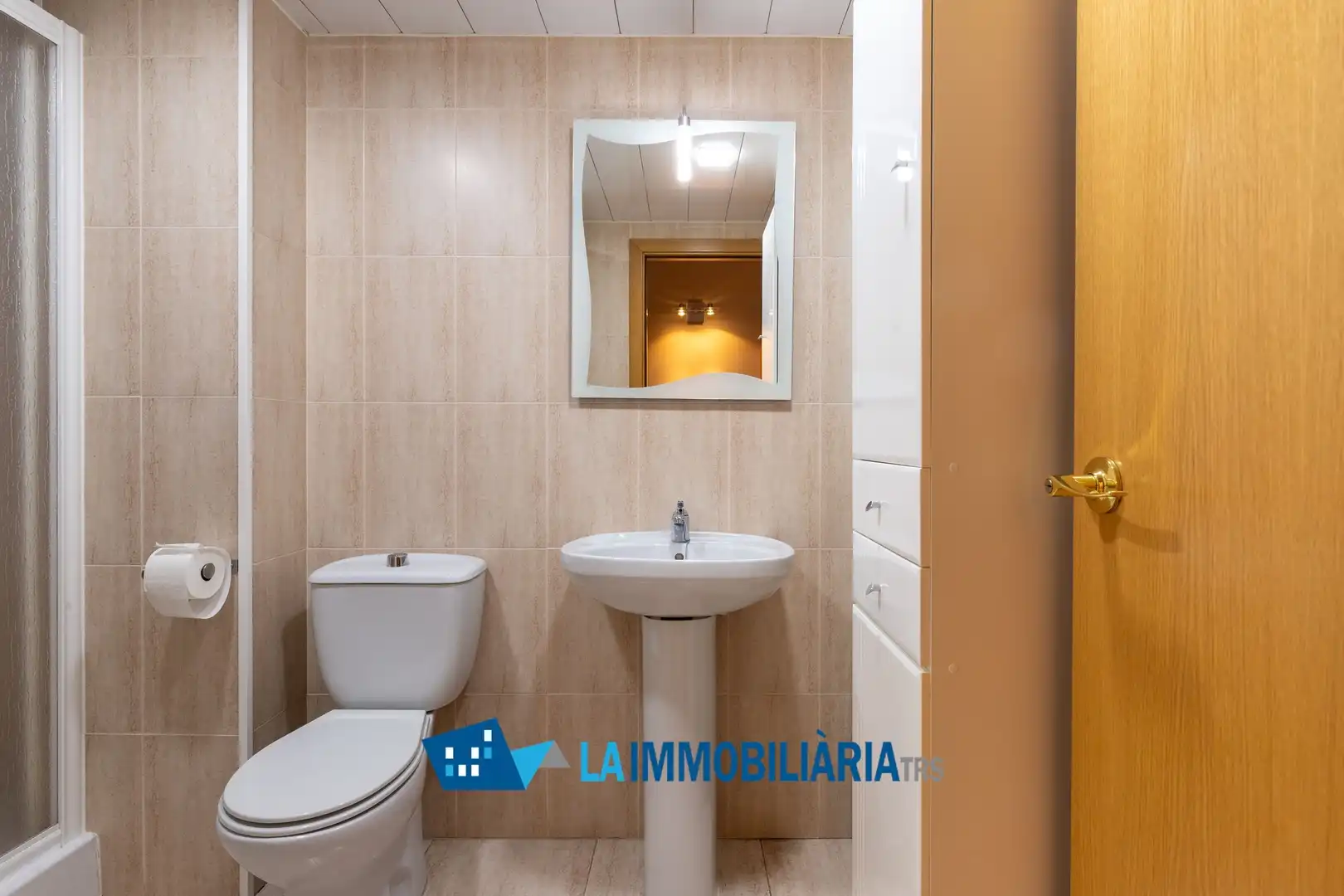 Badezimmer von Wohnung zum Verkauf in Terrassa