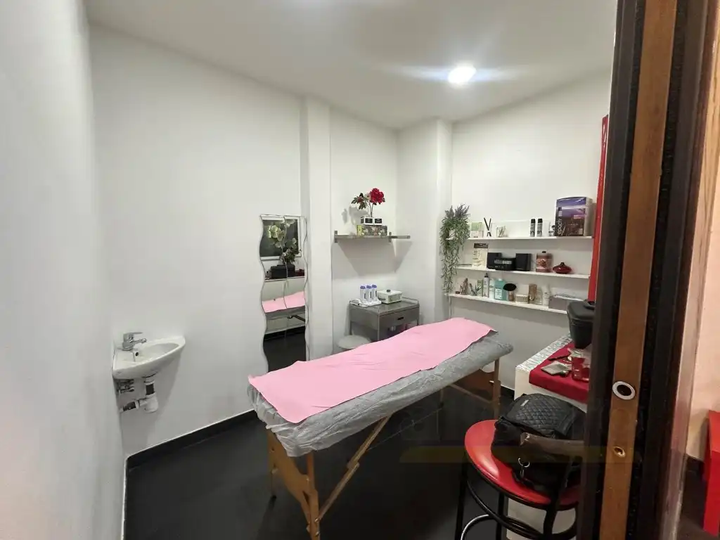 Local comercial de lloguer a Calle Pozas, imagen 12