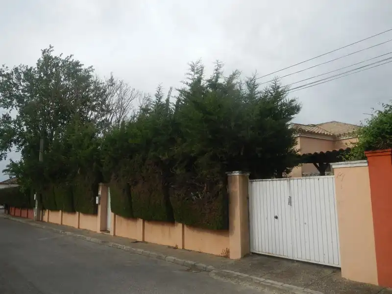 Xalet amb piscina en venda a Ur El Capricho