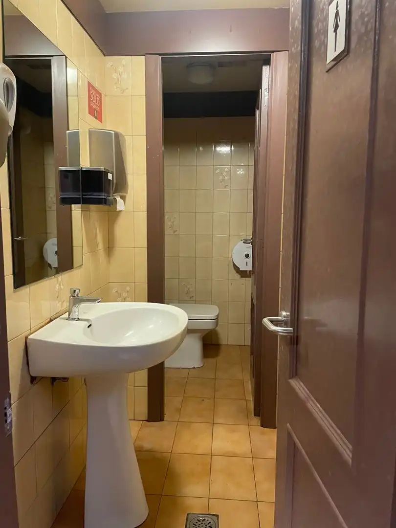 Local comercial de lloguer a Oviedo - CL NUEVE DE MAYO 11, imagen 14