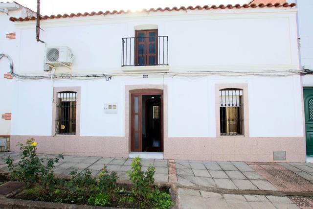 Casa-chalet en Venta en Calle García Alonso en La Roca de la Sierra