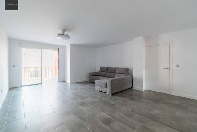 Piso en Venta en Calle Doctor Barraquer en Albolote