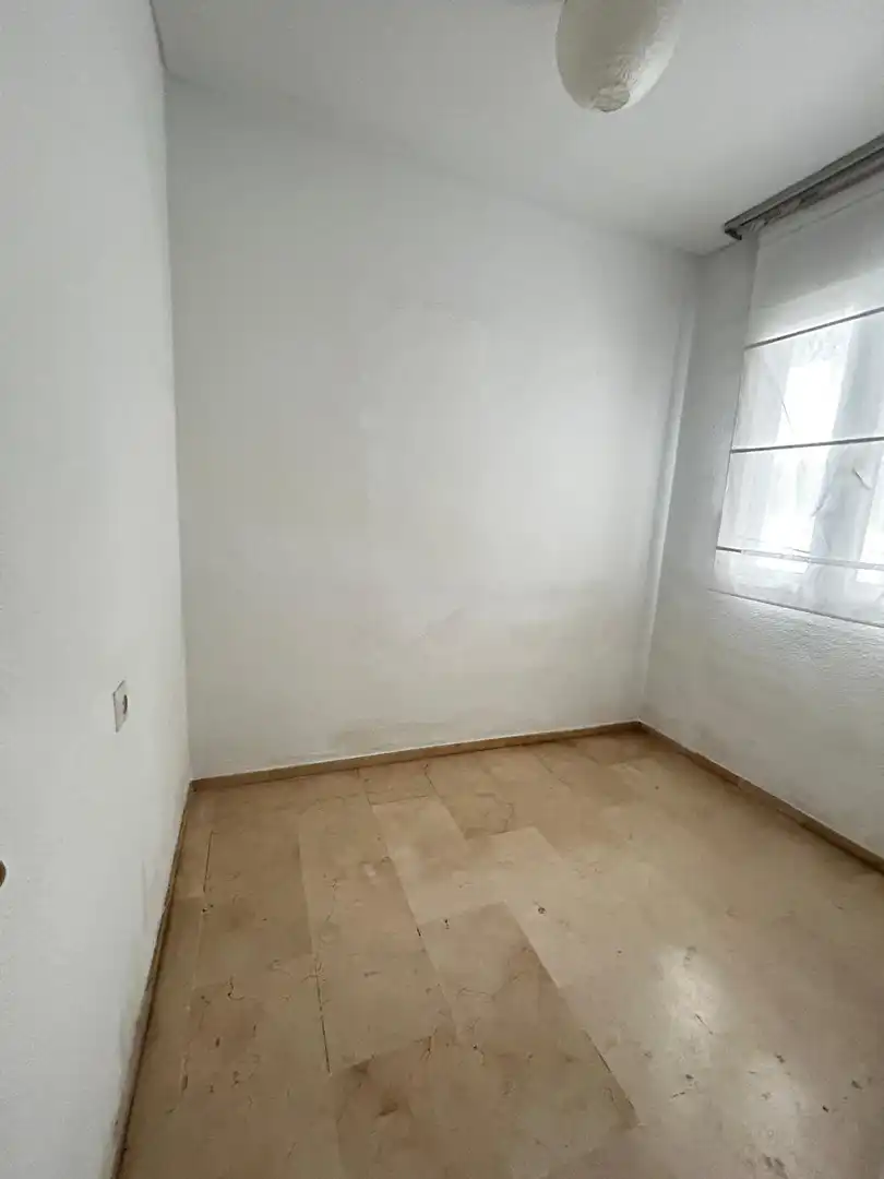 Habitación de Piso de alquiler en Córdoba con Aire acondicionado, Jardín privado y Piscina comunitaria