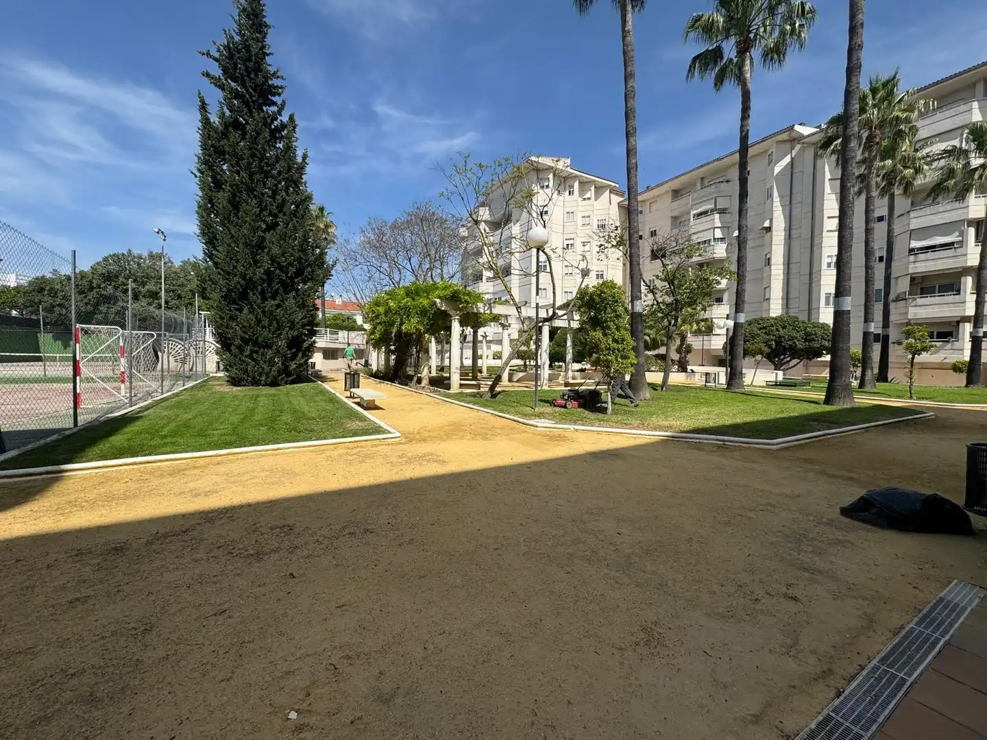Exterior view of Flat for sale in Jerez de la Frontera  with Air Conditioner, Private garden and Terrace