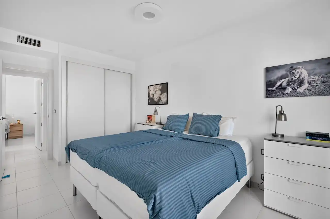 Habitación de Ático en venta en Elche / Elx con Aire acondicionado, Calefacción y Jardín privado