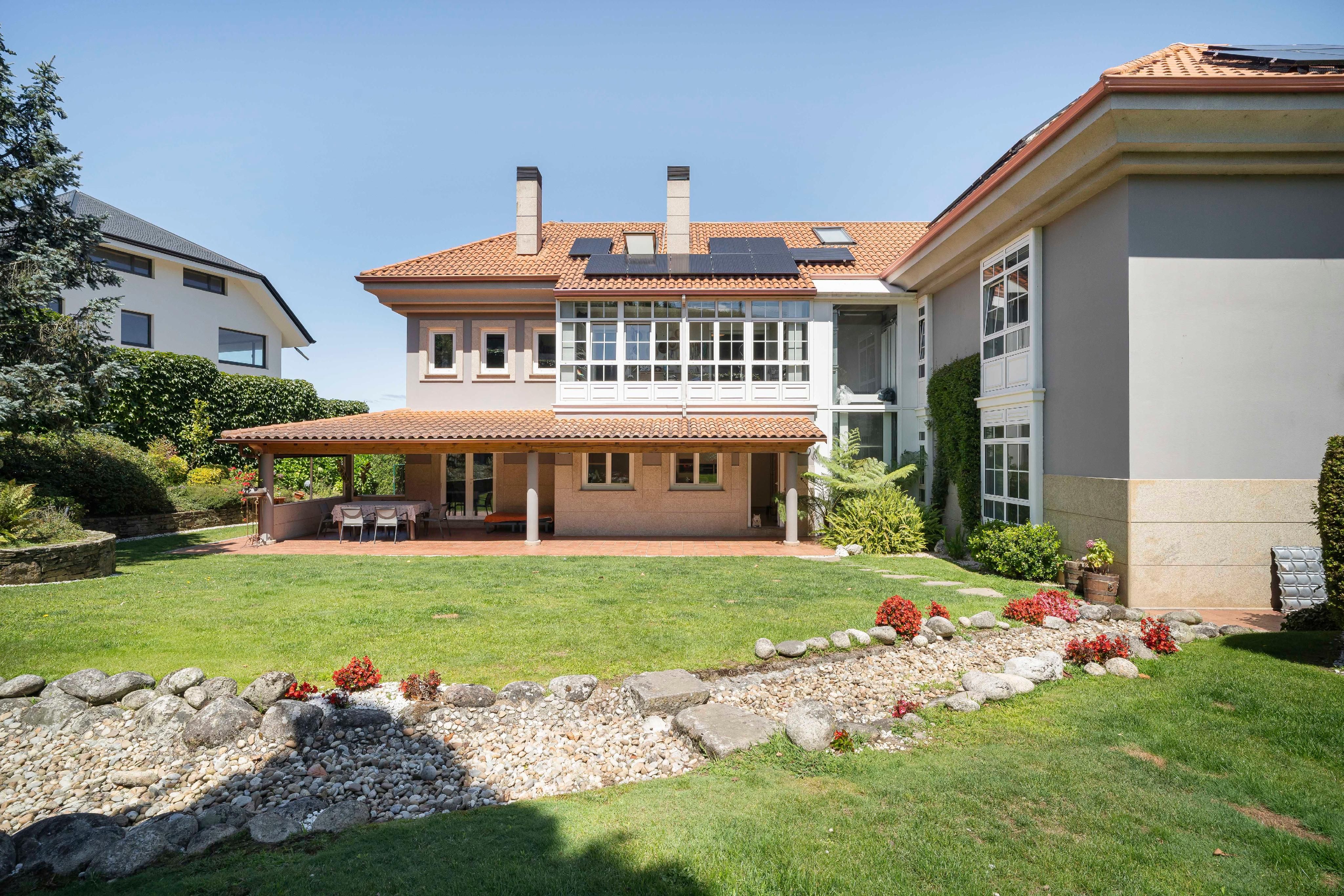 Exterior view of House or chalet for sale in A Coruña Capital   with Heating, Private garden and Storage room