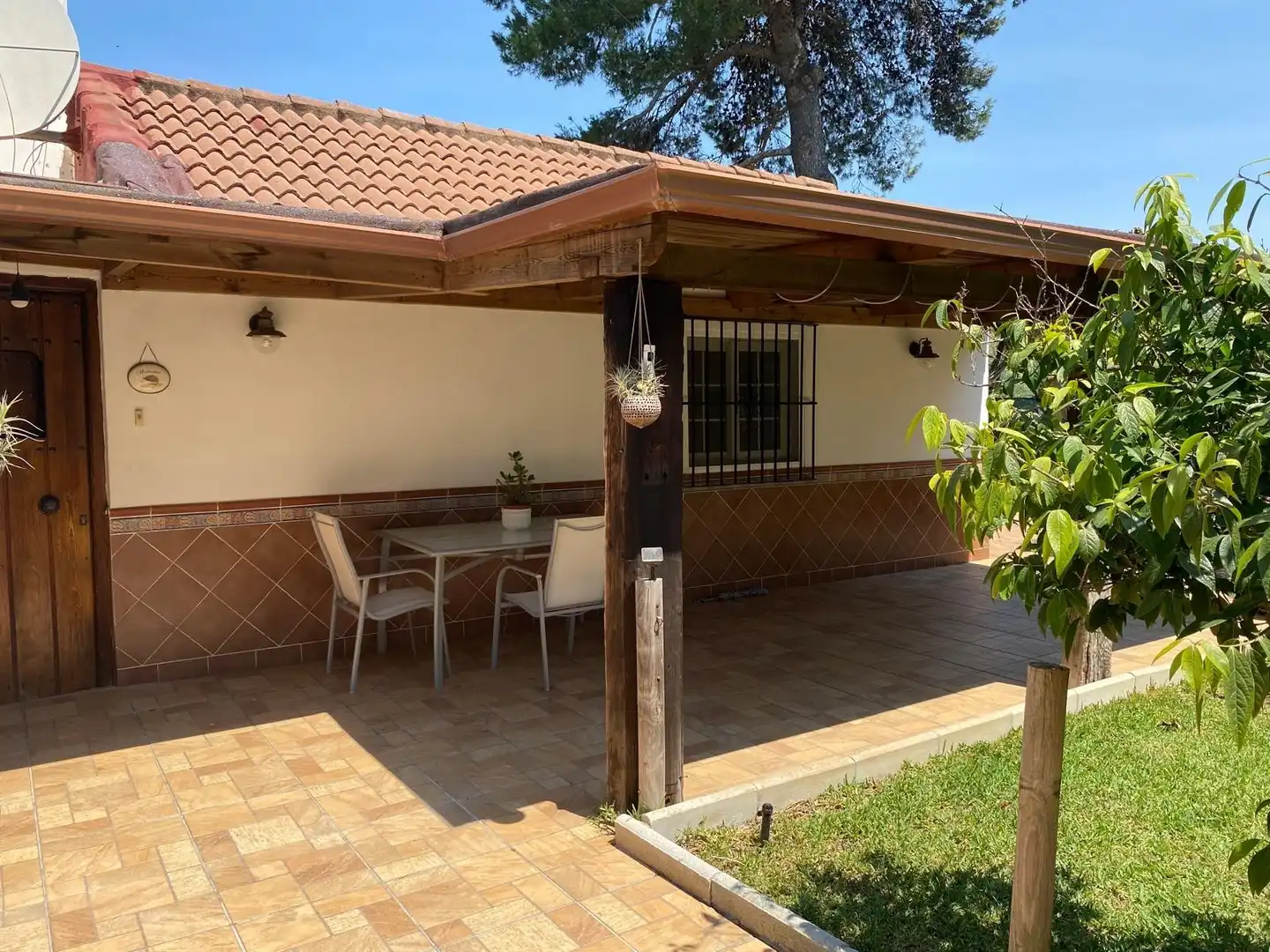 Terrassa de Casa o xalet en venda en Los Barrios amb Jardí privat, Terrassa i Traster
