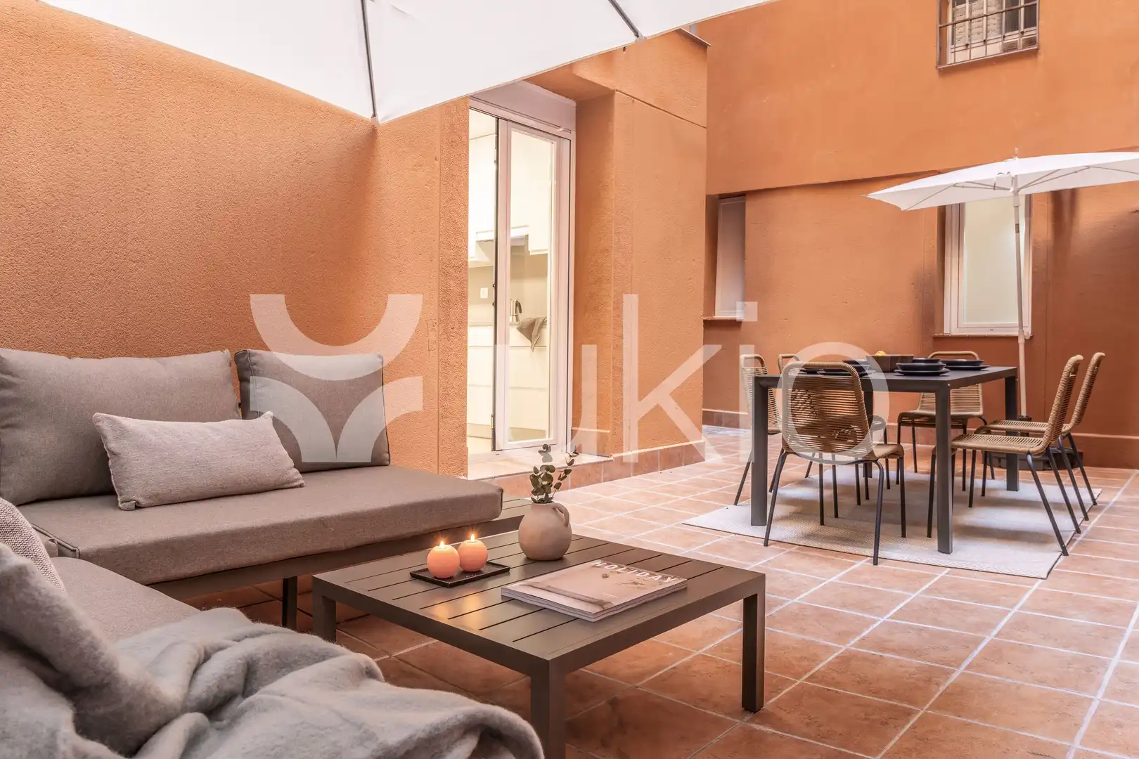 Terraza de Apartamento de alquiler en Madrid con Calefacción, Terraza y Amueblado