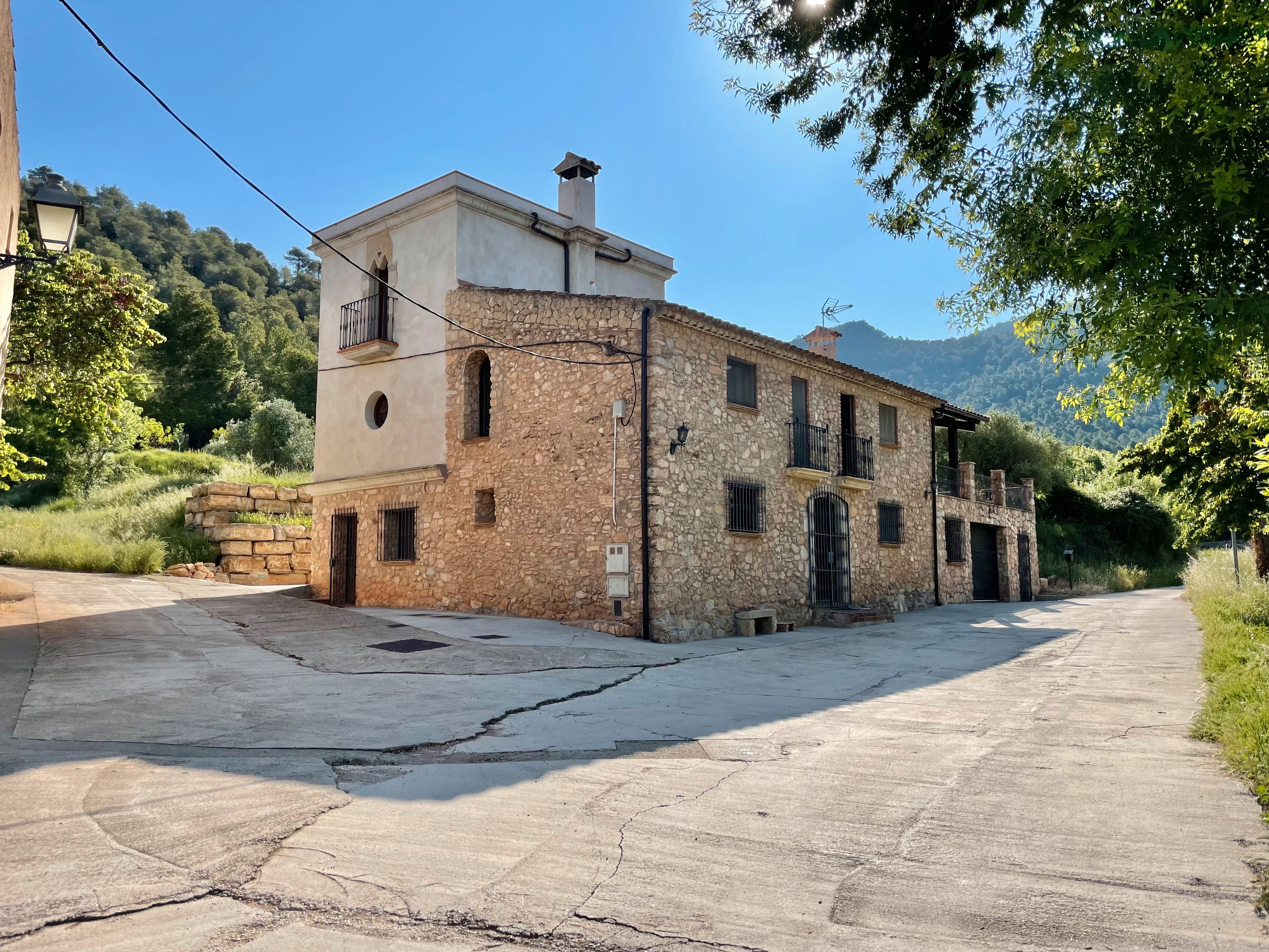 Exterior view of House or chalet for sale in Montblanc  with Air Conditioner, Heating and Private garden