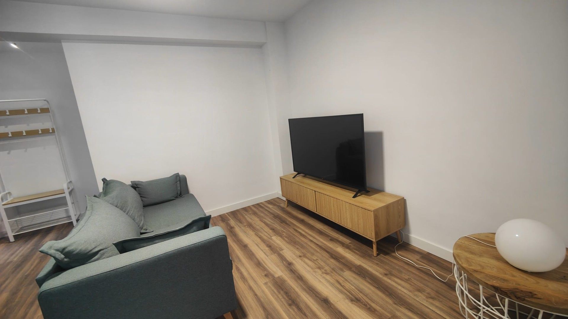 Sala d'estar de Apartament de lloguer en Oleiros