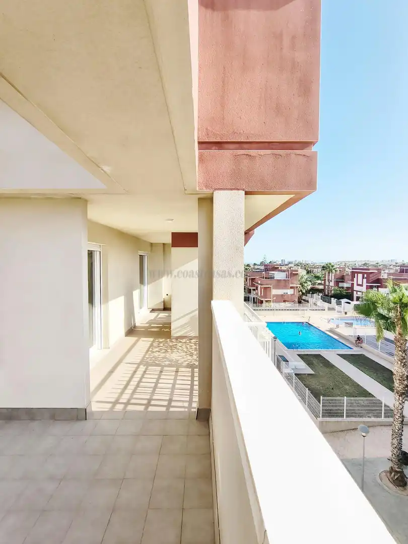 Mini appartamento con piscina in vendita a Orihuela Costa