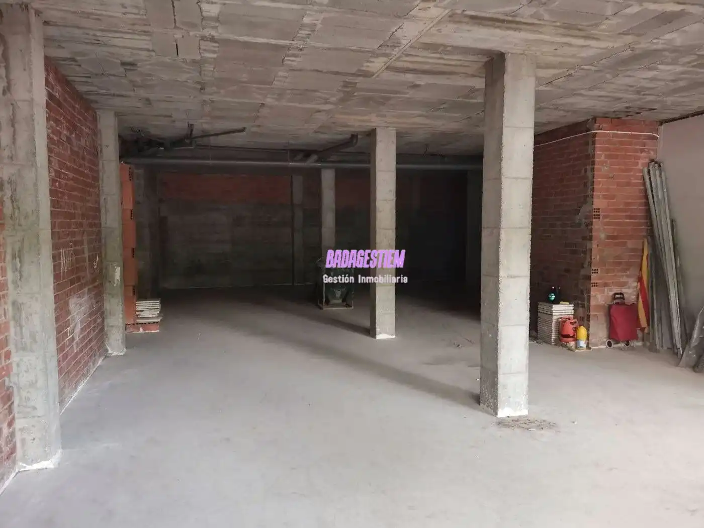 Local comercial de lloguer a Carrer Torrent De La Font, imagen 3