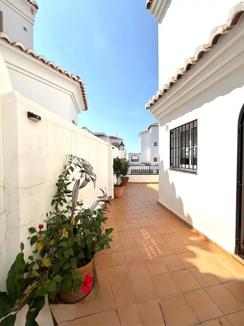 Terraza de Casa adosada en venta en Frigiliana con Aire acondicionado, Jardín privado y Trastero