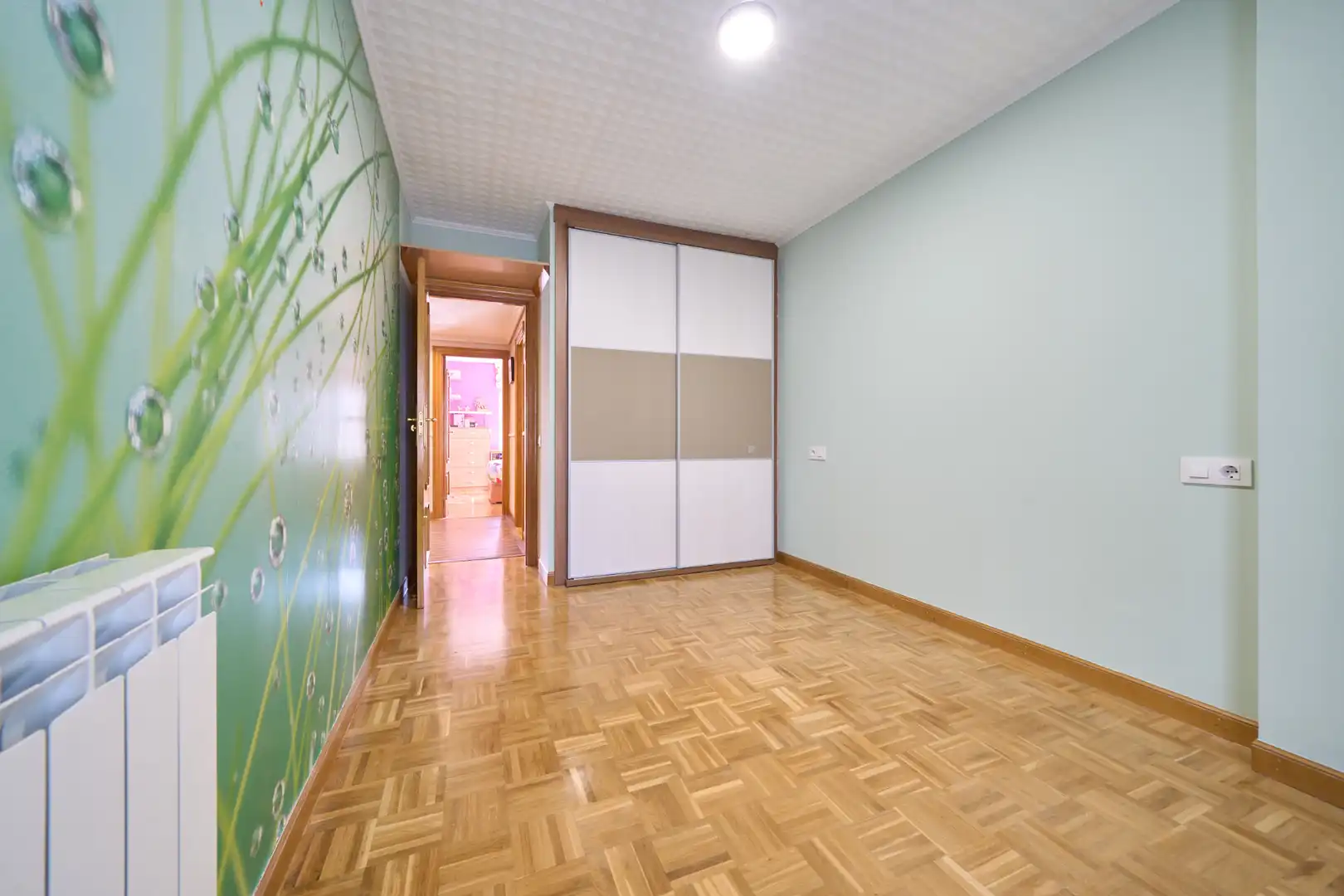 Habitación de Piso en venta en Vitoria - Gasteiz con Terraza