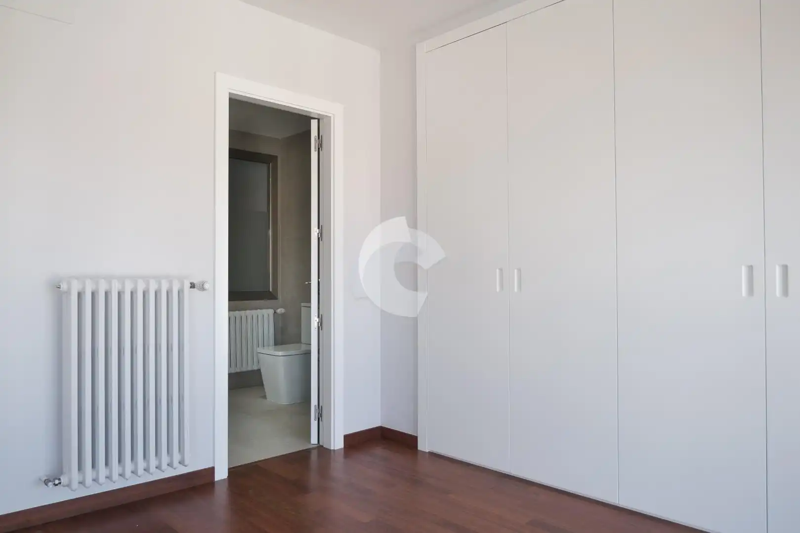 Dormitori de Casa adosada en venda en Ourense Capital  amb Jardí privat