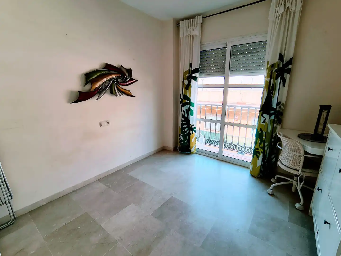 Habitación de Piso en venta en Fuengirola con Aire acondicionado y Balcón