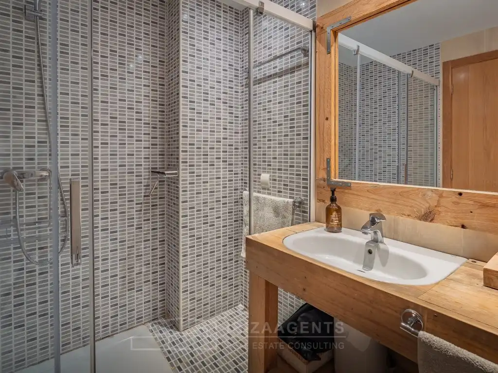 Bany de Apartament en venda en Sant Antoni de Portmany amb Aire condicionat, Rentadora i TV