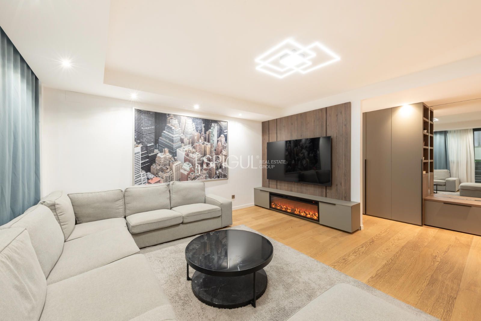 Living room of Duplex for sale in Castelldefels  with Air Conditioner, Heating and Parquet flooring