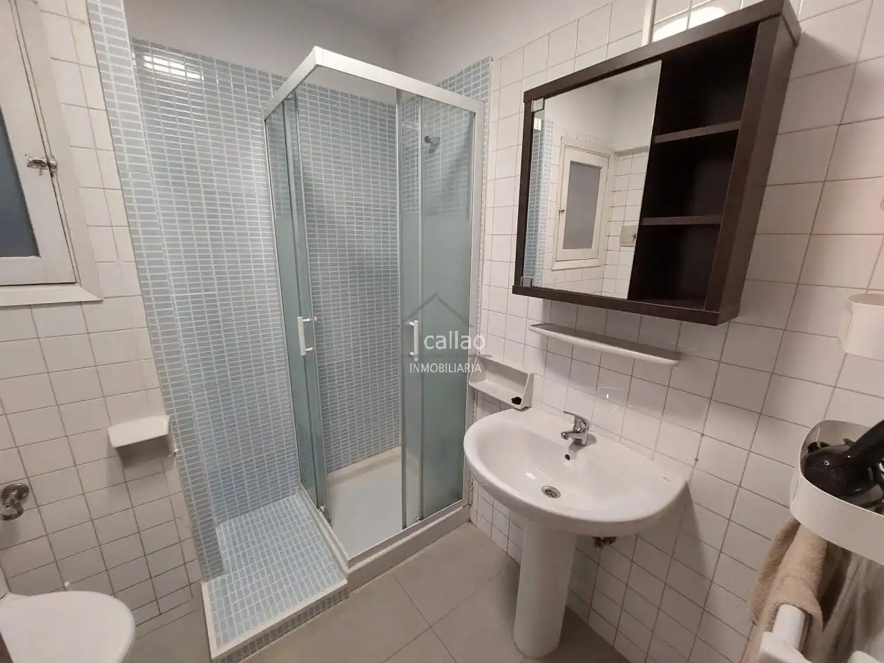Baño de Piso de alquiler en Ferrol con Amueblado