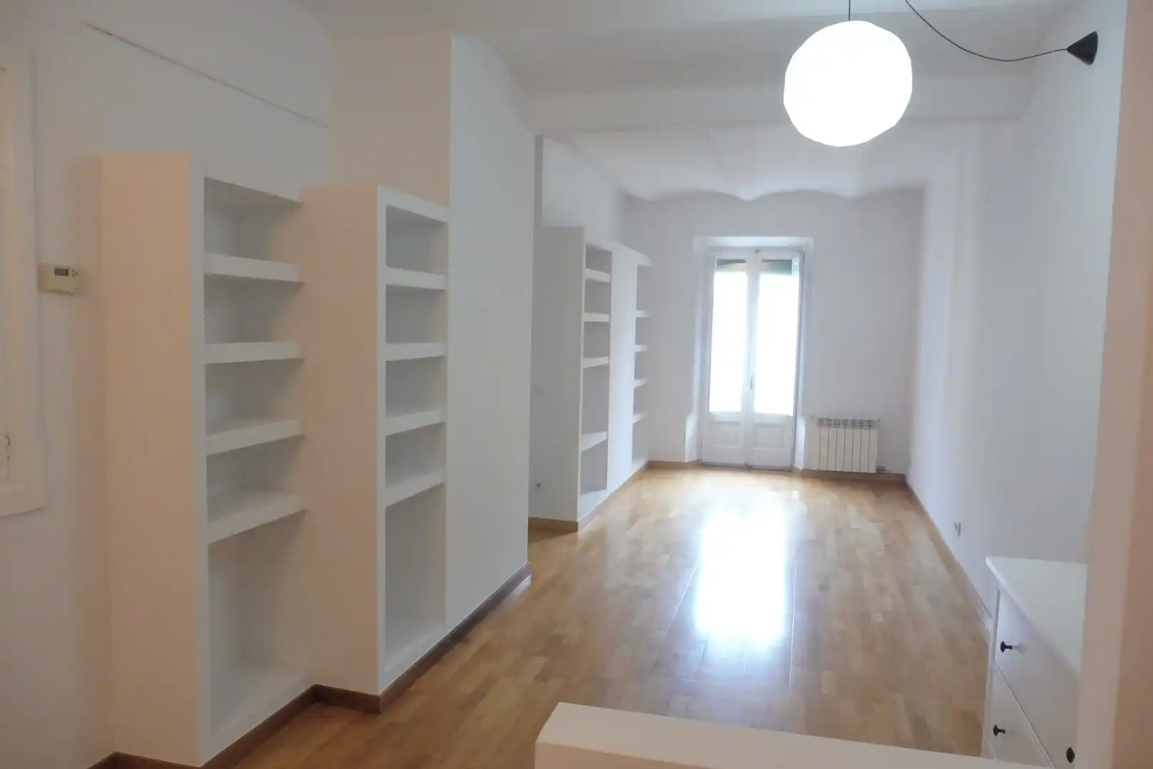 Sala d'estar de Pis de lloguer en Girona amb Calefacció i Balcó