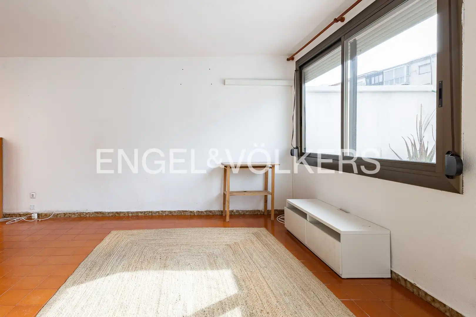 Vista exterior de Piso en venta en Barcelona con Calefacción, Terraza y Balcón