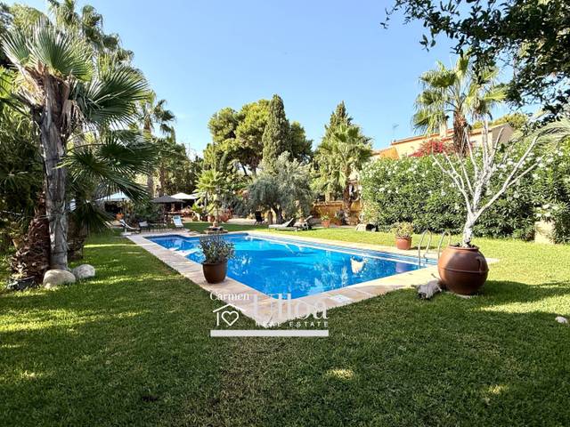 Casa-chalet en Venta en Calle chopo, del en Vistahermosa