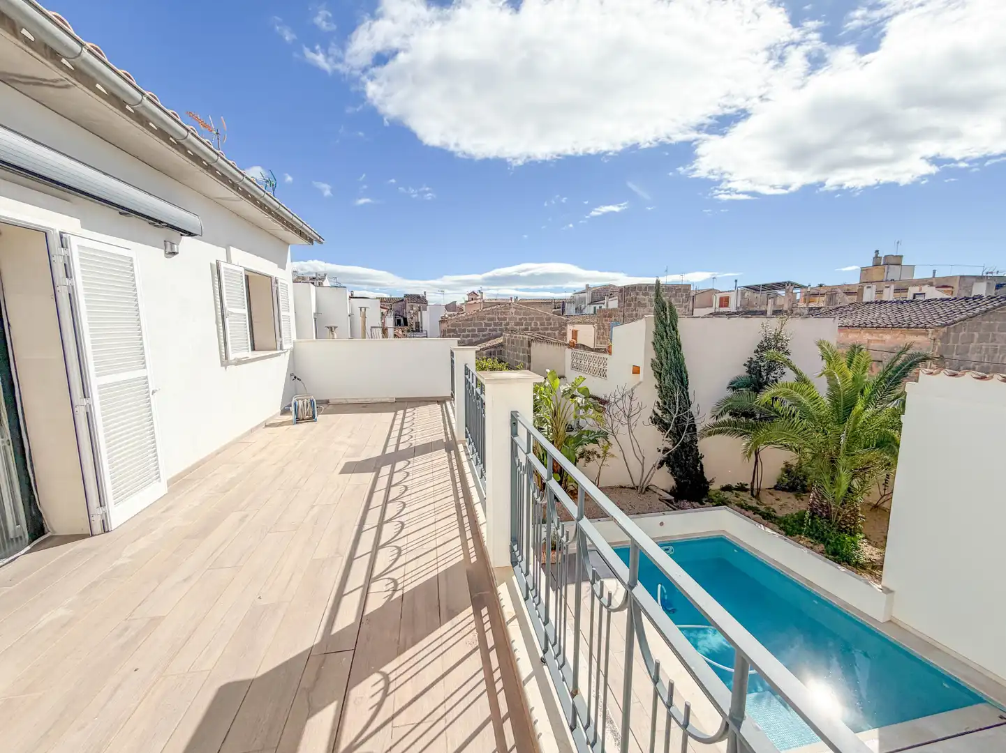 Vista exterior de Casa o xalet en venda en Llucmajor amb Aire condicionat, Calefacció i Terrassa
