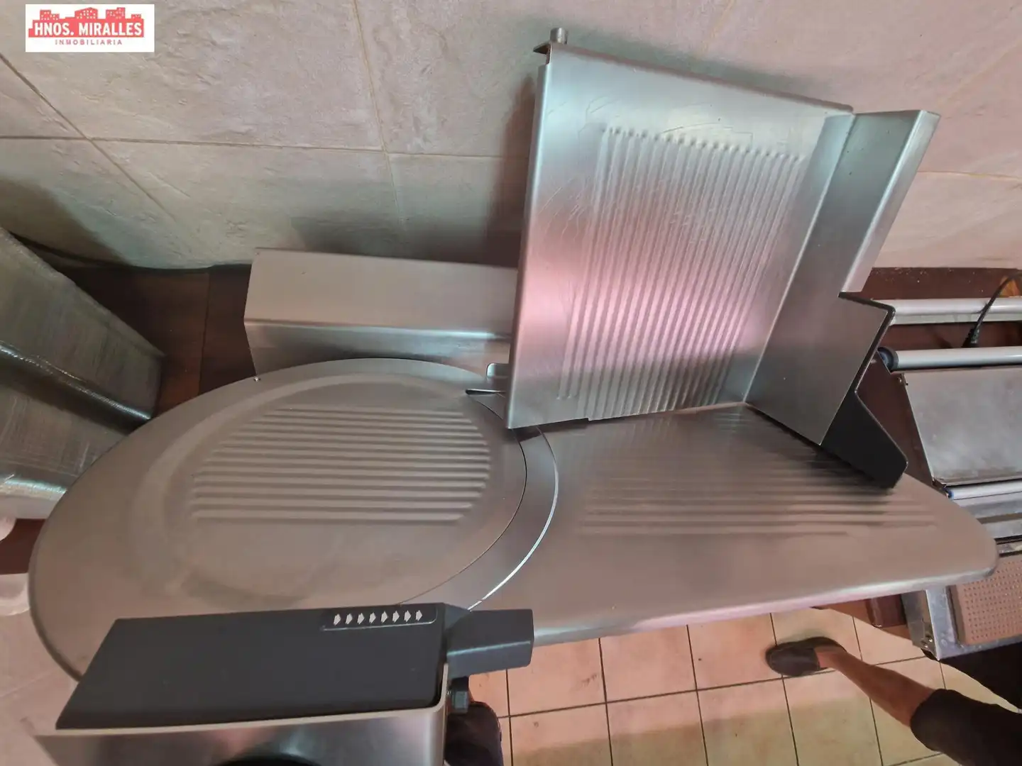 Local en venta en Elche / Elx con Aire acondicionado y Amueblado