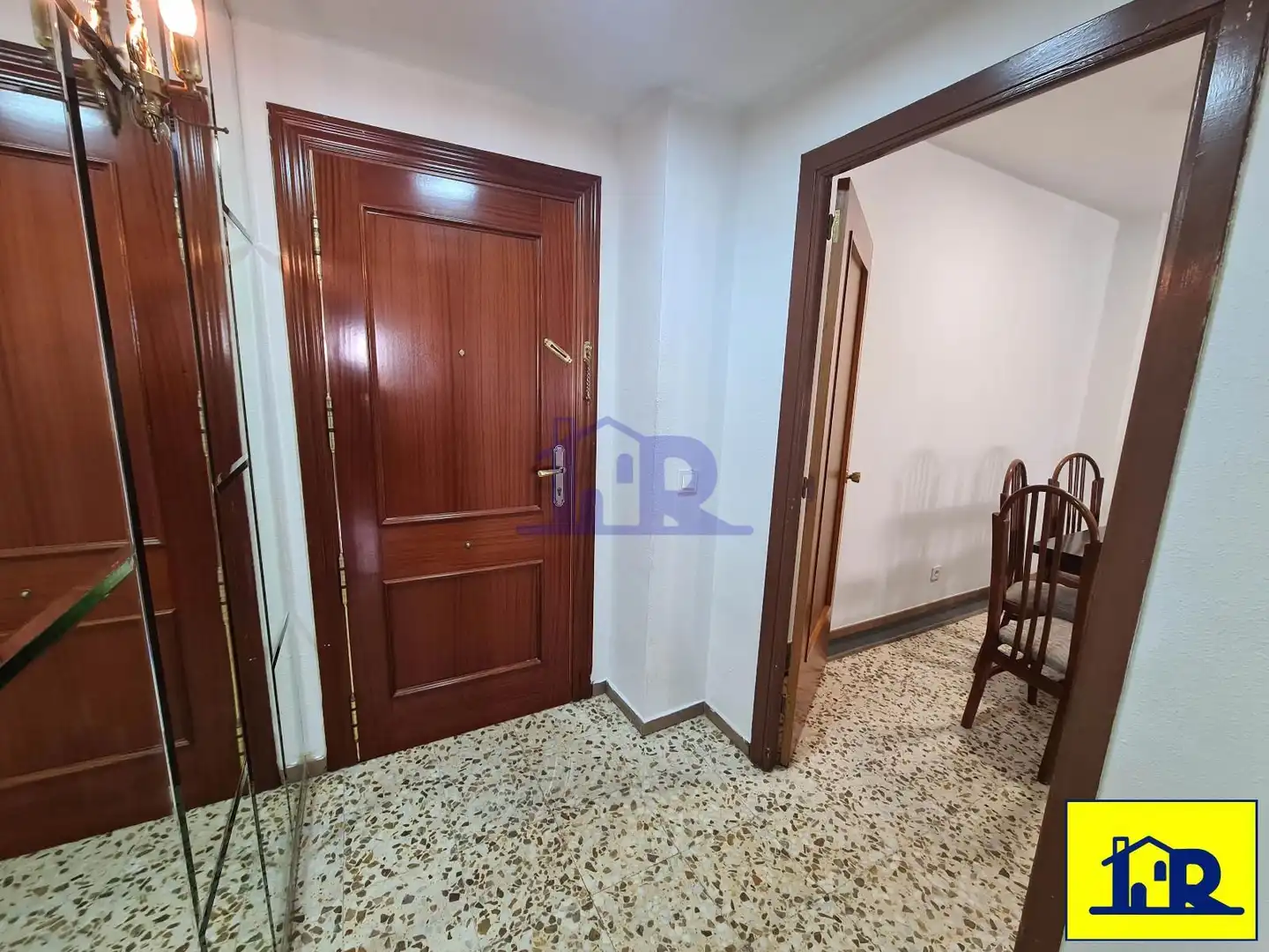 Wohnung zur Miete in Cuenca mit Heizung, Terrasse und Möbliert