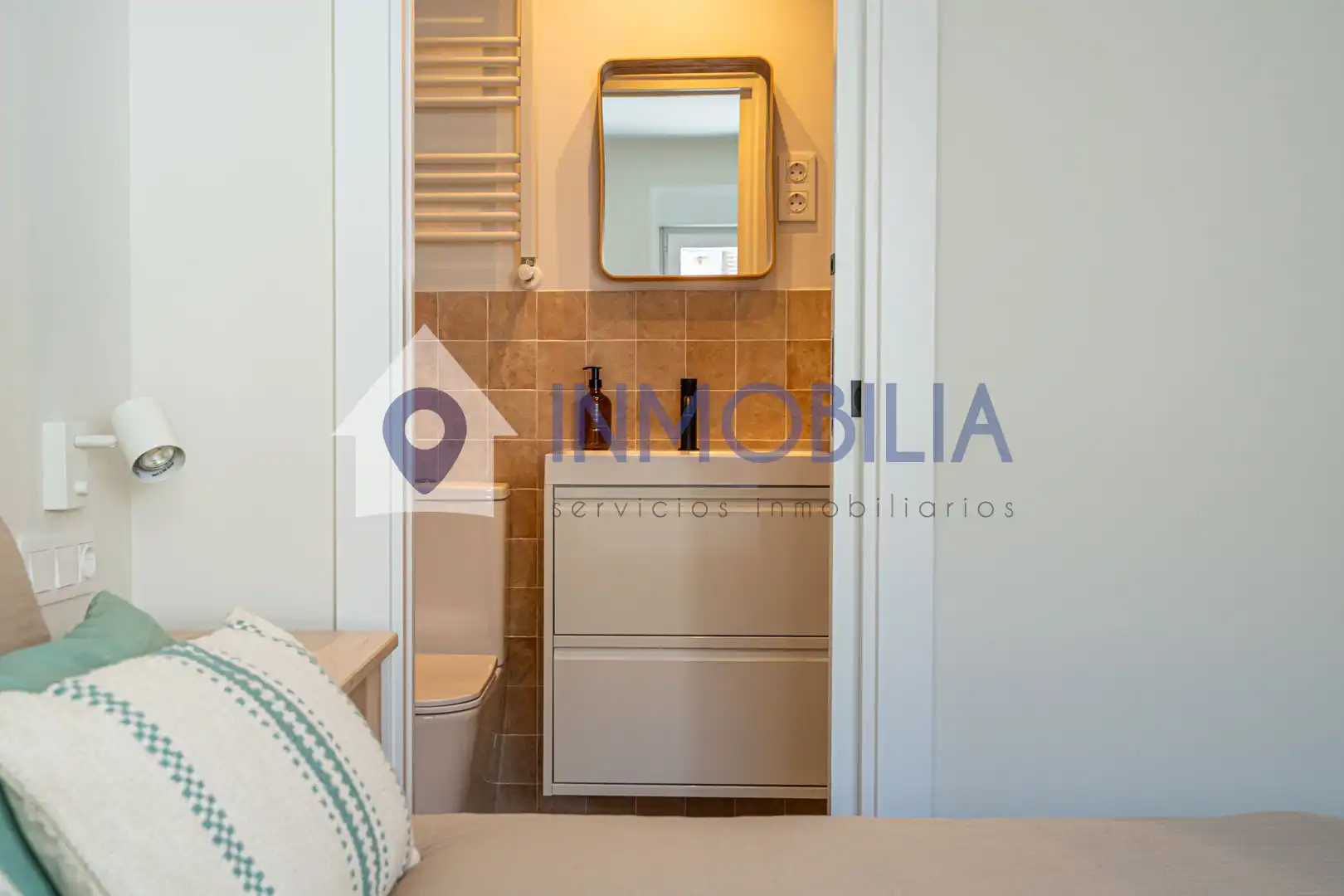 Bedroom of Flat for sale in Madrid  with Air Conditioner, Heating and Terrace
