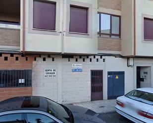 Exterior view of Premises for sale in Coria