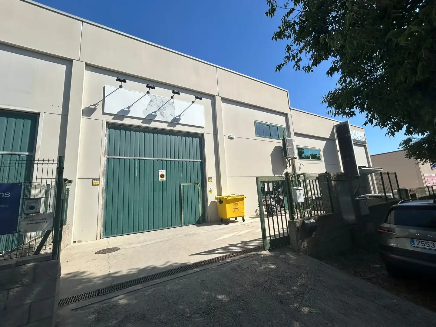Vista exterior de Nave industrial en venta en Tarragona con Calefacción