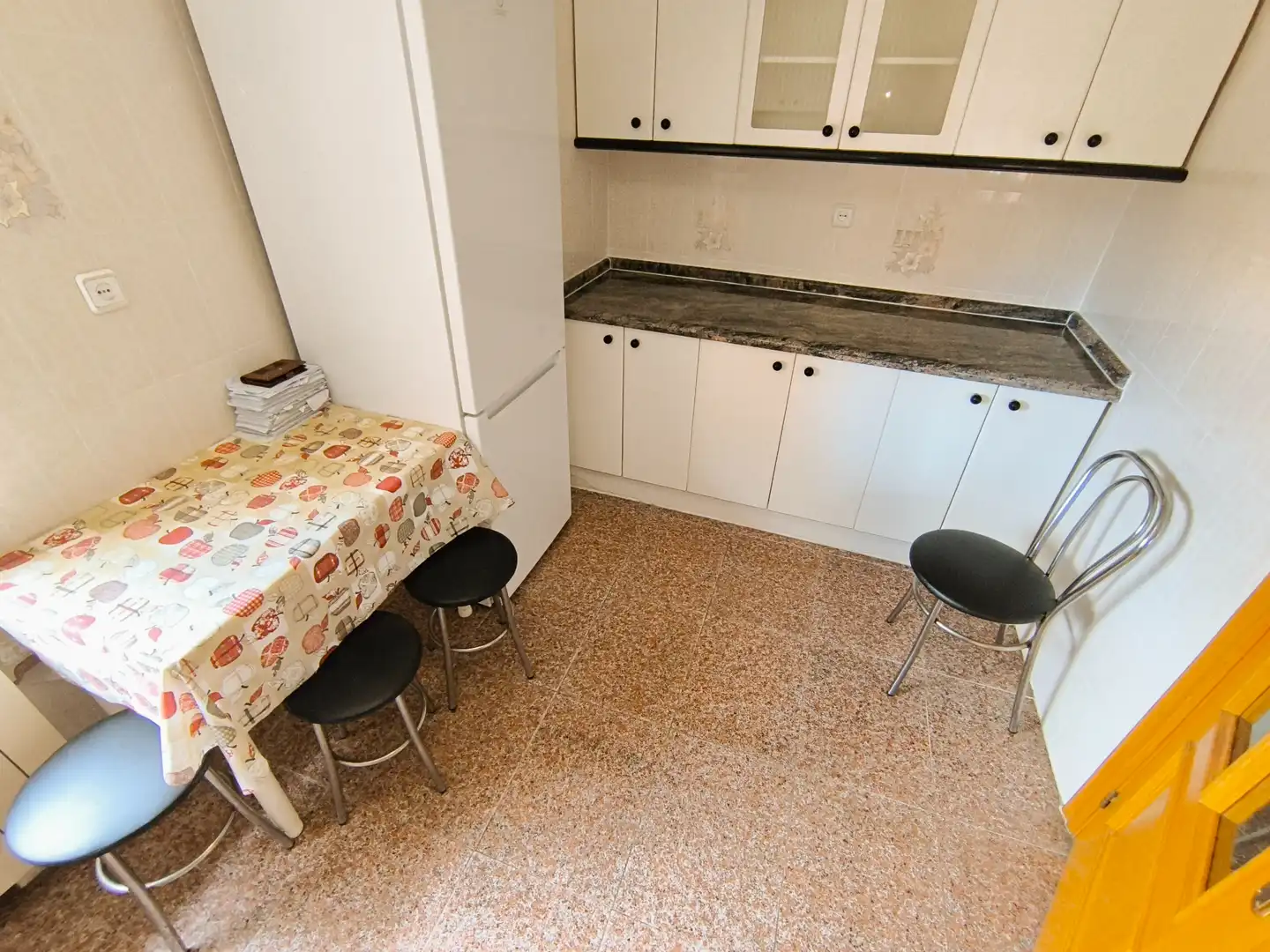 Kitchen of Flat for sale in Palencia  with Heating, Parquet flooring and Terrace
