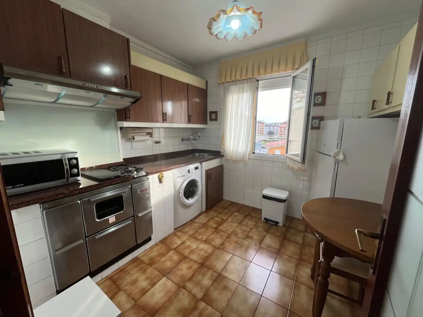 Cocina de Piso en venta en Colindres con Calefacción, Terraza y Amueblado