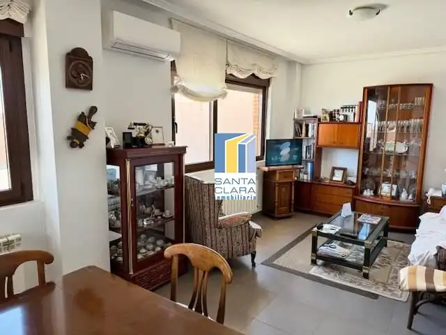 Sala d'estar de Casa o xalet en venda en Moraleja del Vino amb Aire condicionat, Calefacció i Jardí privat