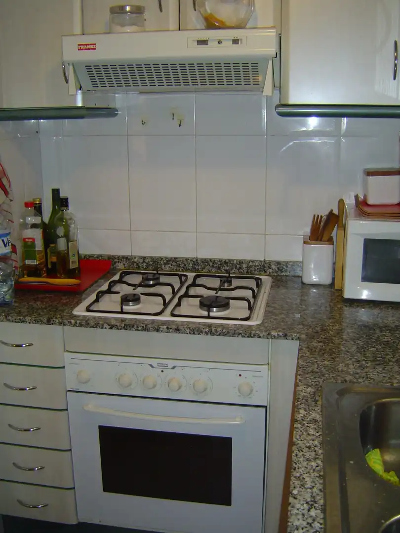 Piso de alquiler en Carrer de Guitard, Sants