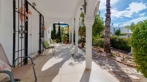 Villa en venta en La Zenia, 2 dormitorios., imatge 3