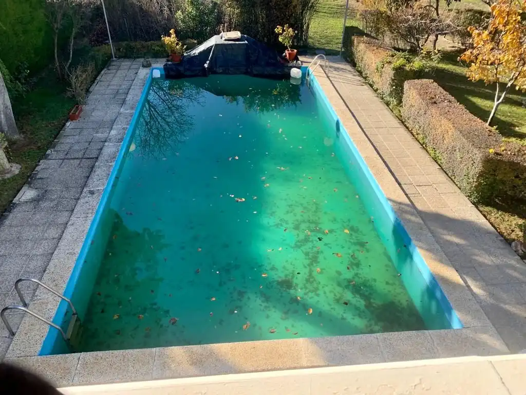Piscina de Casa o chalet en venta en Úbeda con Jardín privado, Piscina y Balcón