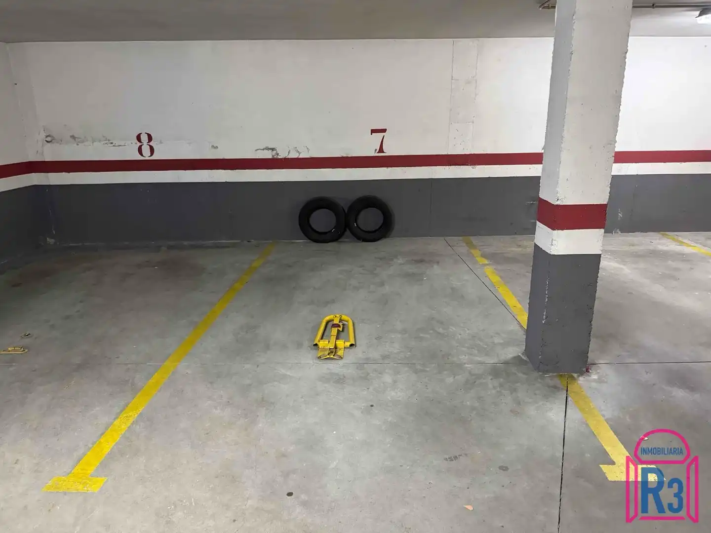 Parking of Apartments for rent in León Capital   with Heating, Terrace and Furnished