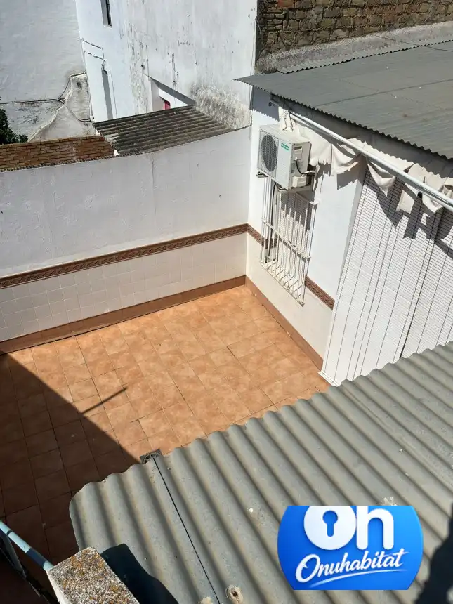 Terrassa de Pis en venda en Bollullos Par del Condado amb Aire condicionat, Traster i Moblat