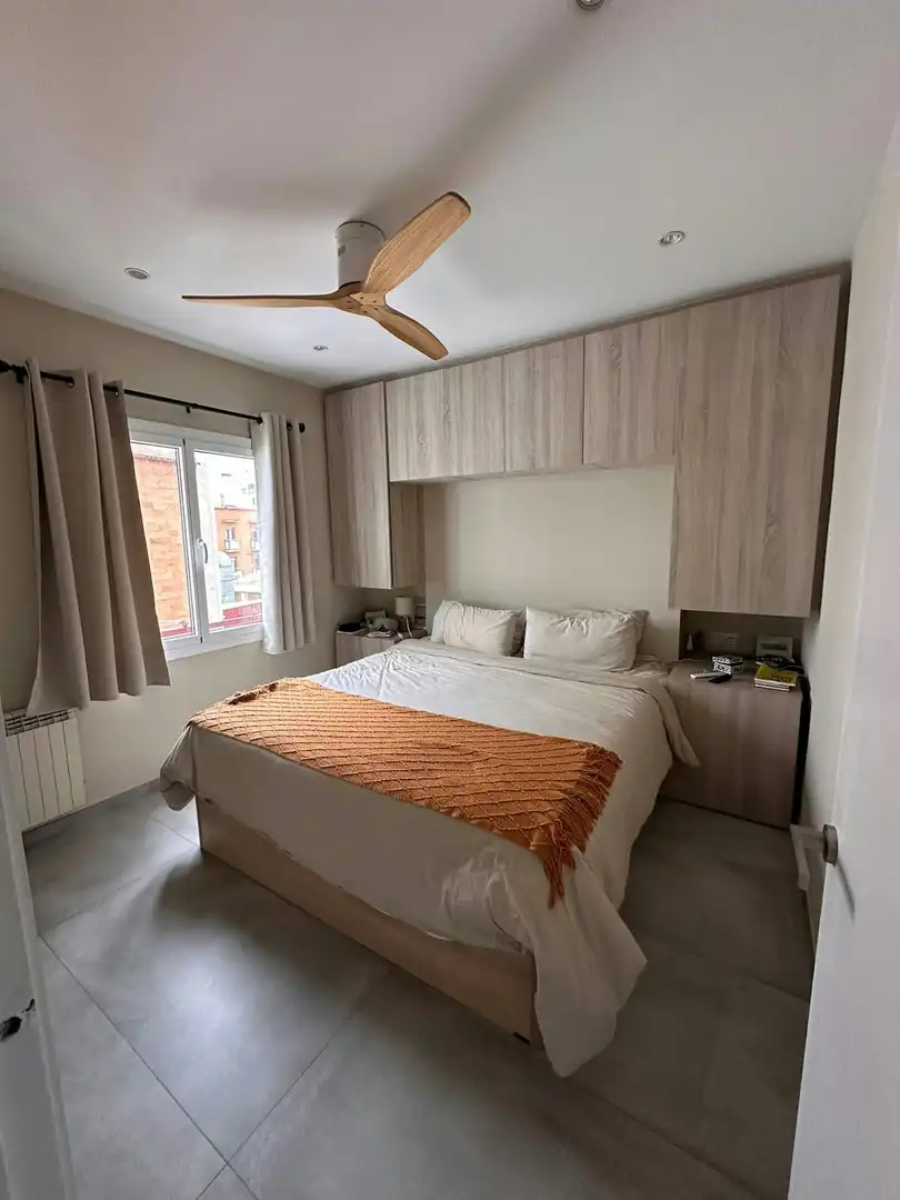 Habitación de Piso de alquiler en Barcelona con Aire acondicionado, Calefacción y Amueblado