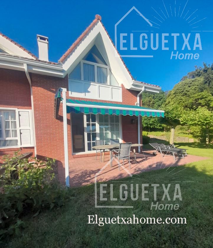 Terrace of Single-family semi-detached for sale in Plentzia  with Heating, Private garden and Furnished