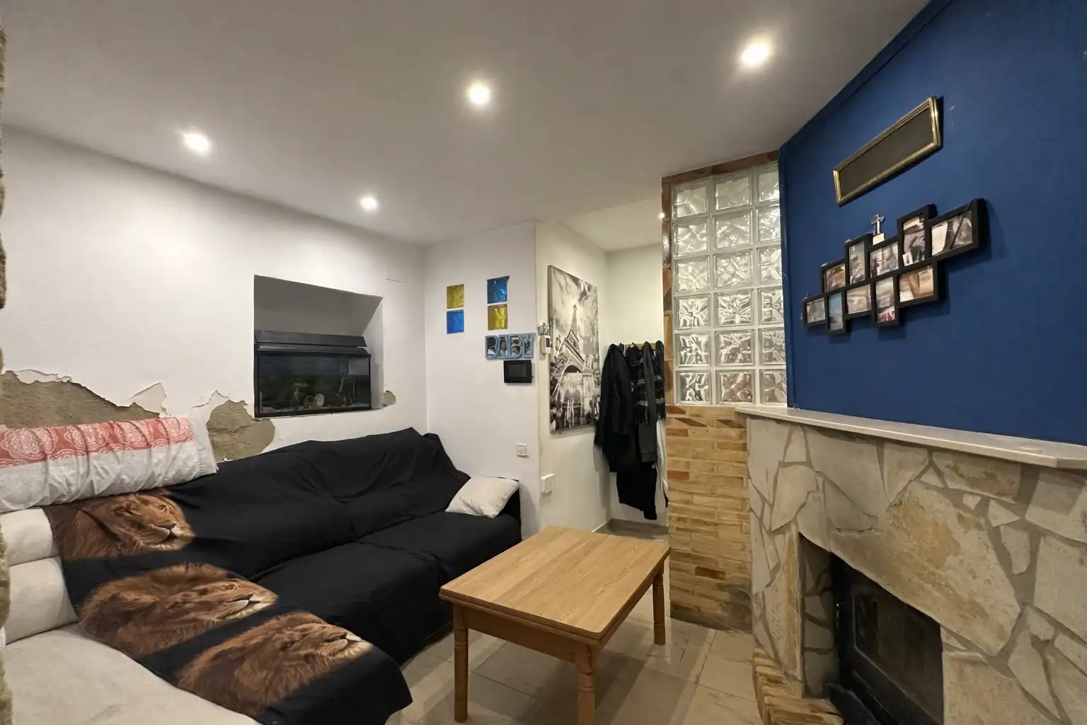 Living room of Country homes for sale in Ontinyent  with Air Conditioner and Heating