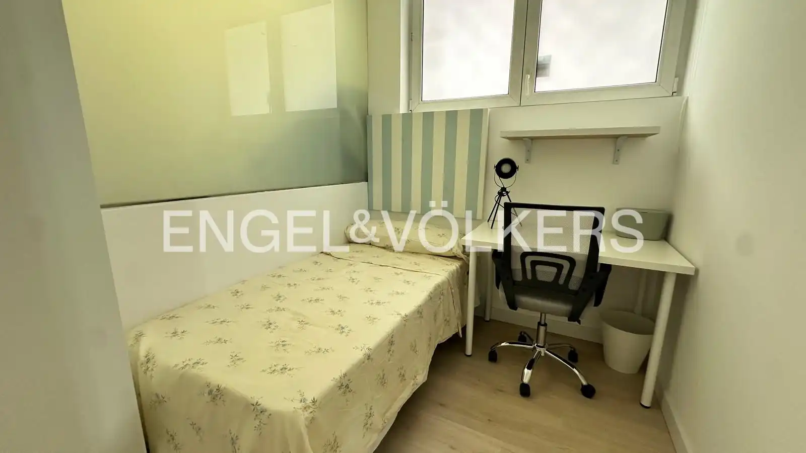 Bedroom of Apartments for rent in Madrid  with Heating and Pets allowed