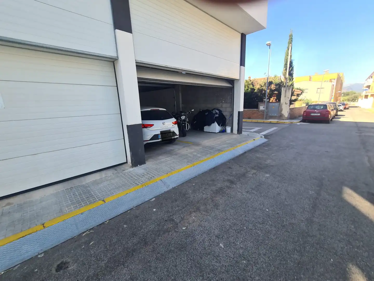 Parkplatz von Maisonette zum Verkauf in Montbrió del Camp mit Klimaanlage, Heizung und Parkett