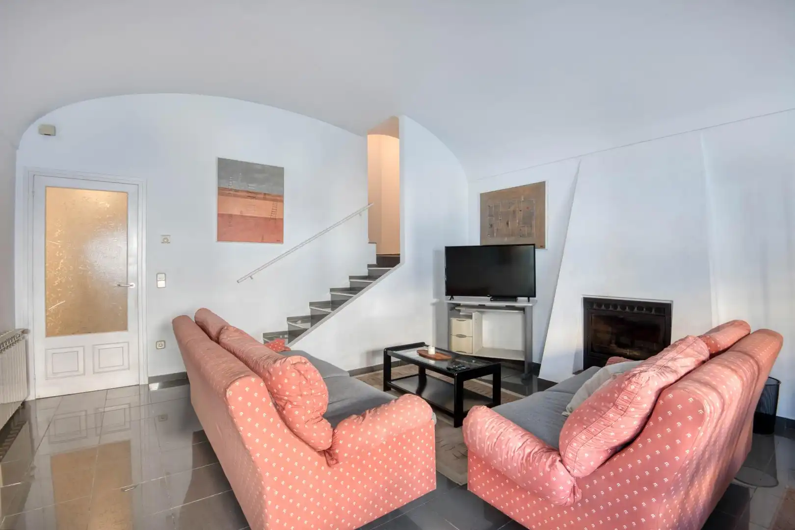 Sala d'estar de Casa adosada en venda en Palafrugell amb Calefacció i Terrassa