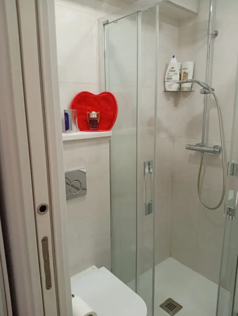 Baño de Piso en venta en Santander con Calefacción