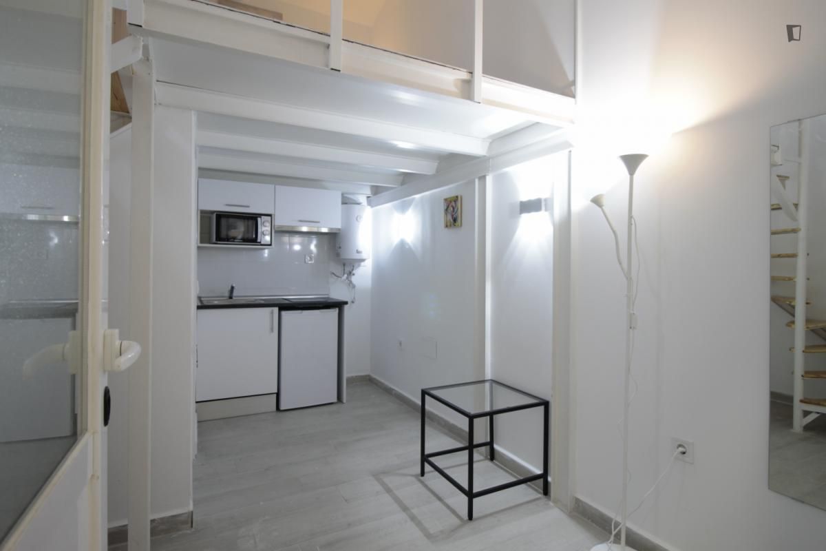 Study to rent in Pradolongo